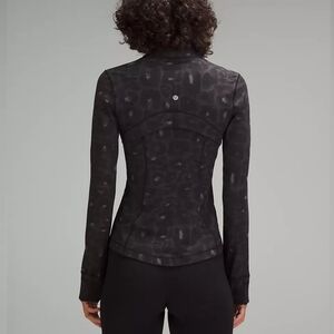🍋 Lululemon Define Jacket Size 8 Spray Leopard Multi Black